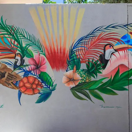 Aloha Μαρμαρίς