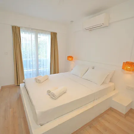 Aloha Μαρμαρίς