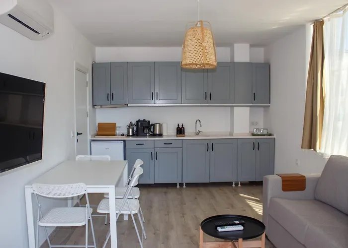 Aloha شقة مرمريس